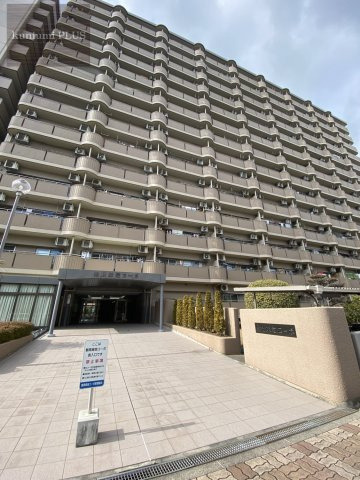 鶴見緑地コーポの外観