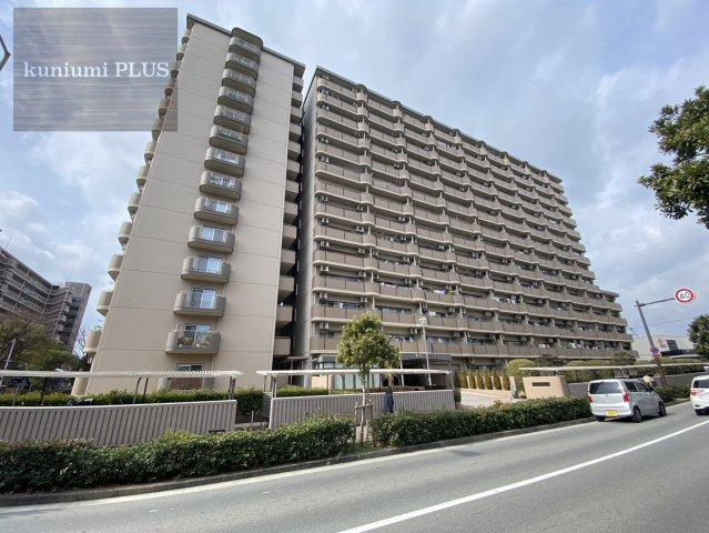 鶴見緑地コーポの外観