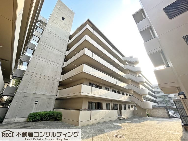 西宮能登レックスマンションの外観
