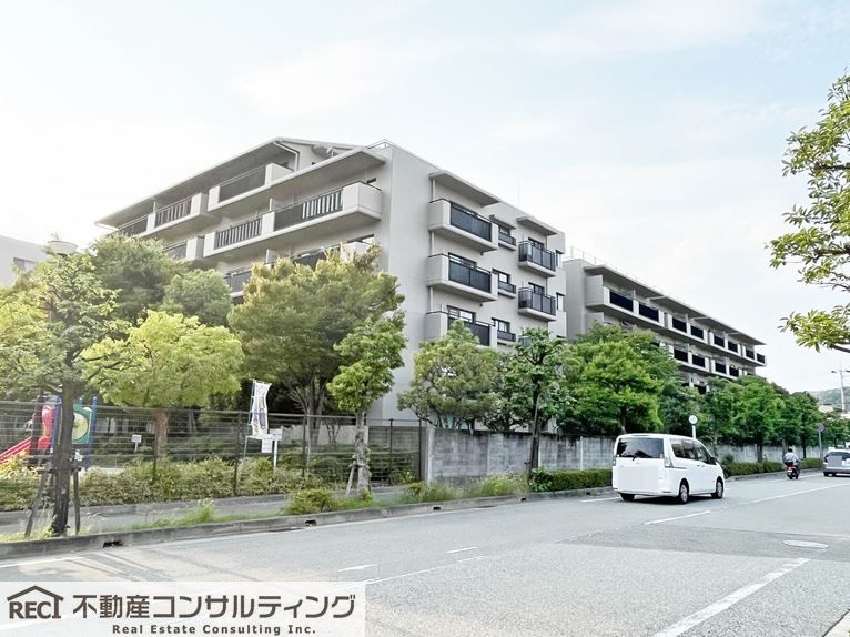 西宮能登レックスマンションの外観
