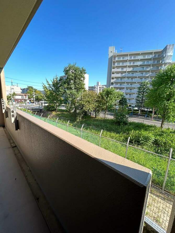 ディーグラフォート香里ケ丘ブライトフォートの展望|■物件内覧・資金計画相談・住宅ローン相談、リフォーム相談、お問合せ受付中■
※当日・翌日のご内覧、ご相談はお電話でのお問合せがスムーズです！