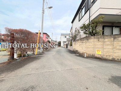 【前面道路含む現地写真】 | 小金井市貫井南町1丁目　新築戸建　全2棟