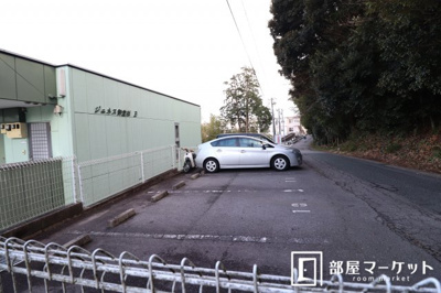 【駐車場】 | ジュネス御堂坂Ｂ