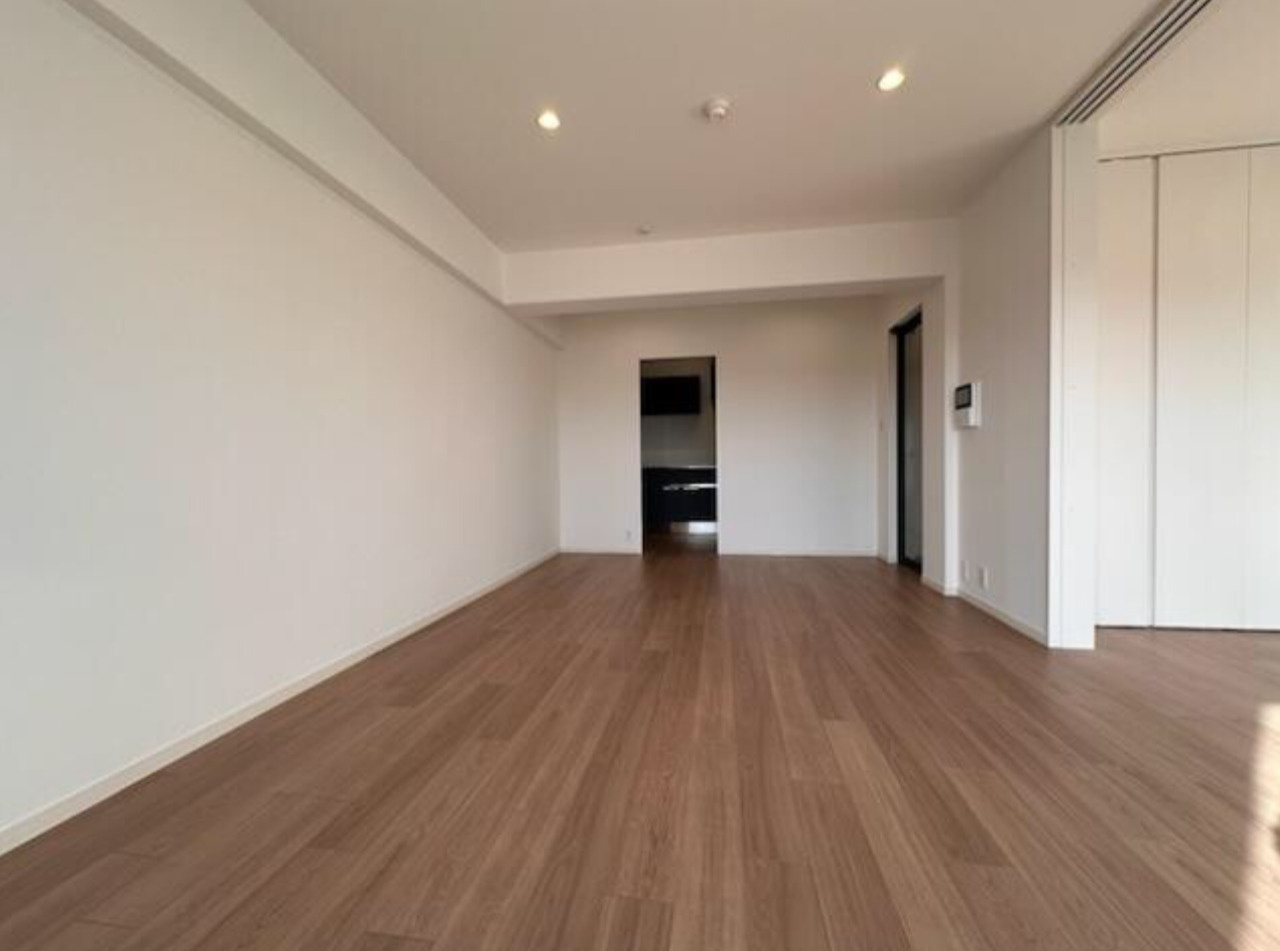 サンパセオ新柏A号棟の居間・リビング