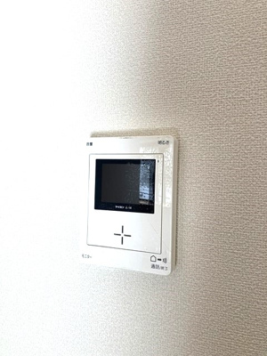 【セキュリティ】 | 平成ハイツ | 防犯対策に有効なカメラ付きインターホン！突然の来客にもバッチリ対応できちゃいます☆