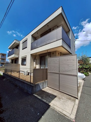 メゾングランポンの外観|おしゃれな外観です