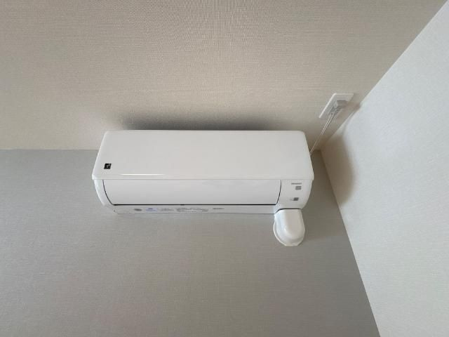 アルバ西岡本の玄関