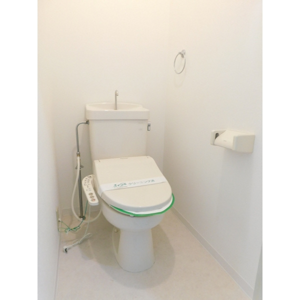 グランヴィラKのトイレ|コンパクトで使いやすいトイレです