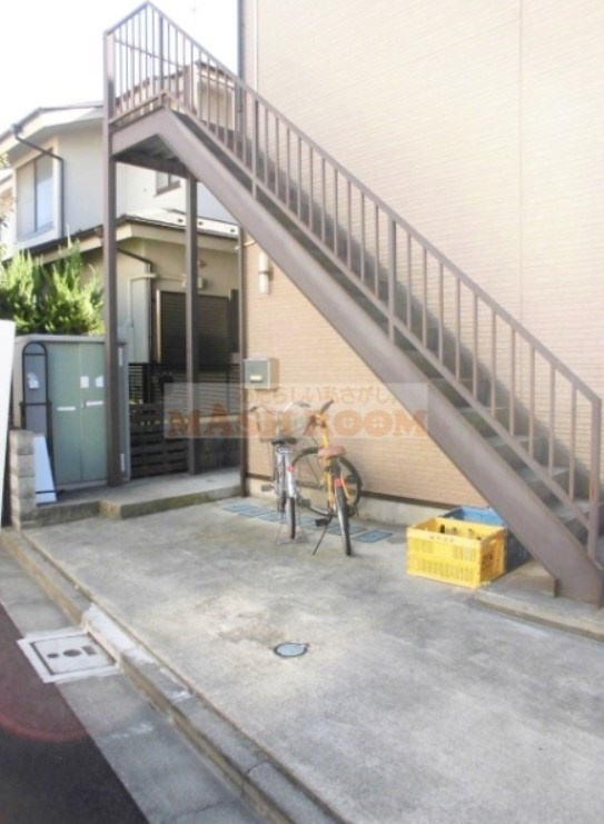 スチューデントハウスのエントランス