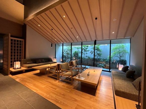 【中古マンション】パークホームズ川越新富町アドーアのエントランス|綺麗に保たれたエントランス内部♪