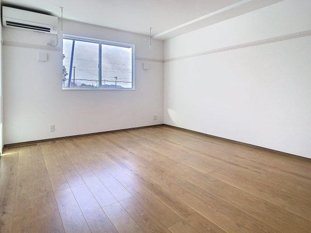 クレスト青柳の居間・リビング