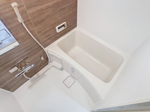 クレスト青柳の浴室