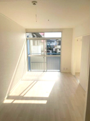 【居間・リビング】 | 阪口ハイツ