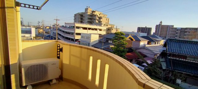 オーク仲田のバルコニー