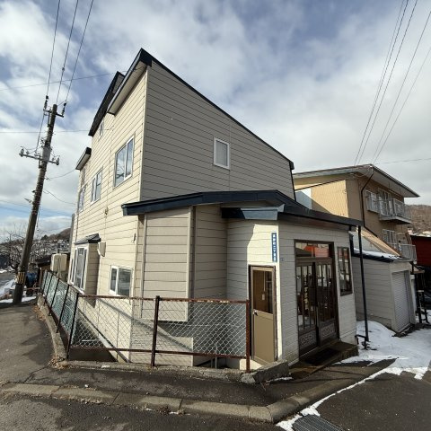 室蘭市高砂町2丁目8-9戸建の外観