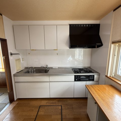 室蘭市高砂町2丁目8-9戸建のキッチン