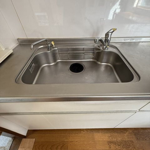 室蘭市高砂町2丁目8-9戸建のキッチン