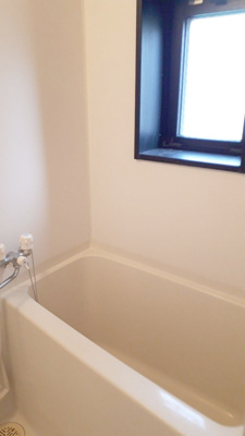 【浴室】 | ピュアドームグランテージ博多 | 別号室の写真になります。現況優先。