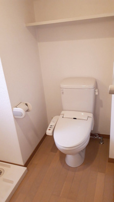 【トイレ】 | ピュアドームグランテージ博多 | 別号室の写真になります。現況優先。