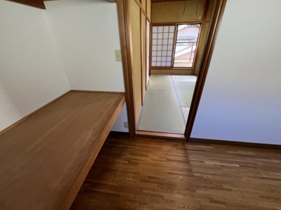 【洋室】 | 大和郡山市矢田町【リフォーム済】 | ２F和室の奥にある納戸

