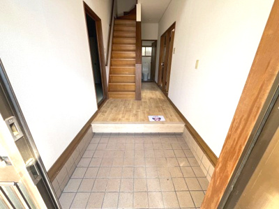 【玄関】 | 大和郡山市矢田町【リフォーム済】