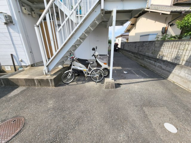 松美台ハイツのエントランス