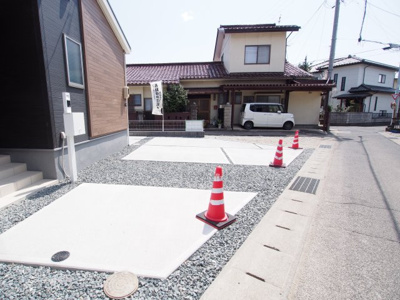 【駐車場】 | Livele Garden.S　飯坂町湯野　１号棟