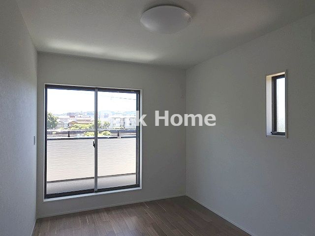 高知市一ツ橋2丁目-6号地　新築戸建ての洋室|２F：6洋室　2025.8月：建築中