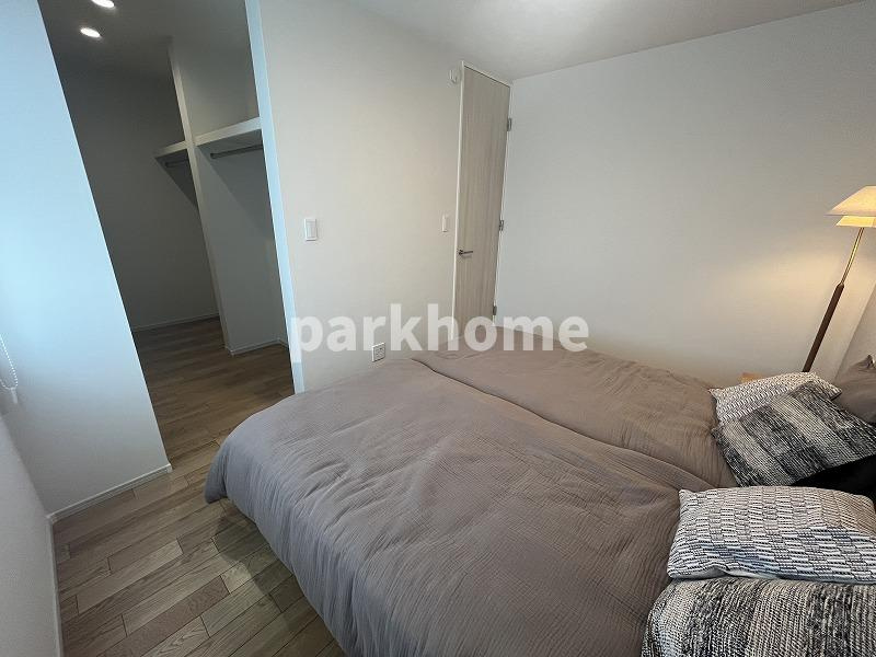 いの町枝川　新築戸建ての洋室