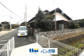 【前面道路含む現地写真】 | 南竜王町2階建（土地93坪）