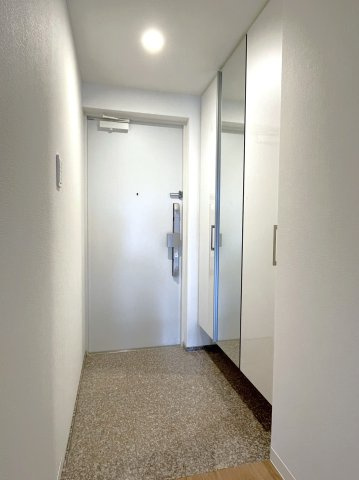 アルファスマート光駅の玄関