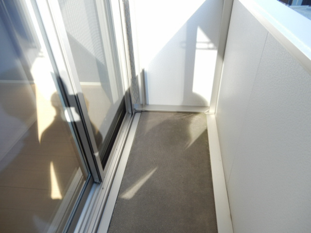 ヴェルヴィルのバルコニー