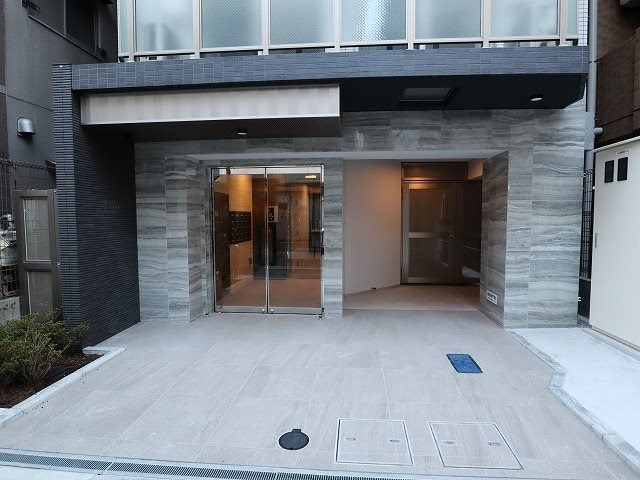 【エントランス】メディフィス横濱関内 