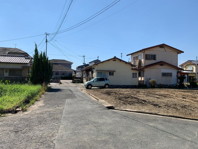 【前面道路含む現地写真】 | 手鎌売地
