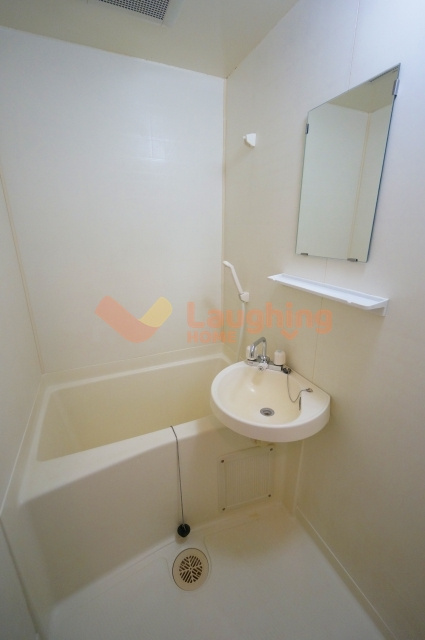 エトランゼⅤの浴室|落ち着いた空間のお風呂です