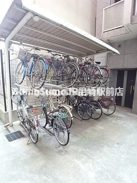 パラシオ塚本Ⅱの外観|外観は落ち着いています