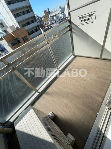 アスヴェル大阪サウスキャナルのバルコニー