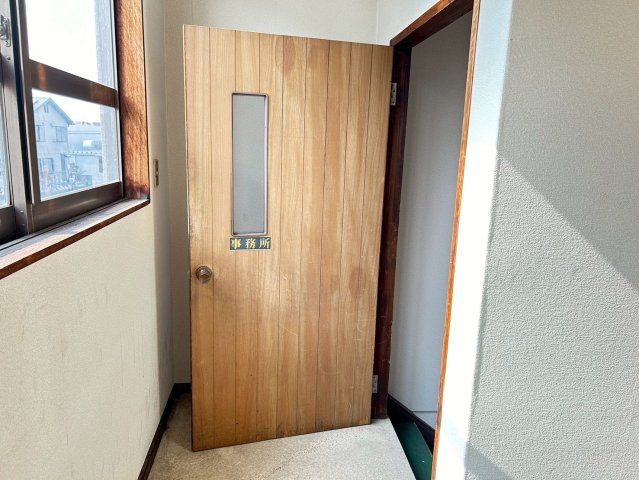 今池ビル南棟　1-2階の内装