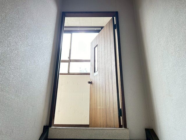 今池ビル南棟　1-2階の内装