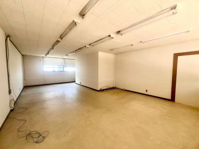 今池ビル南棟　1-2階の内装