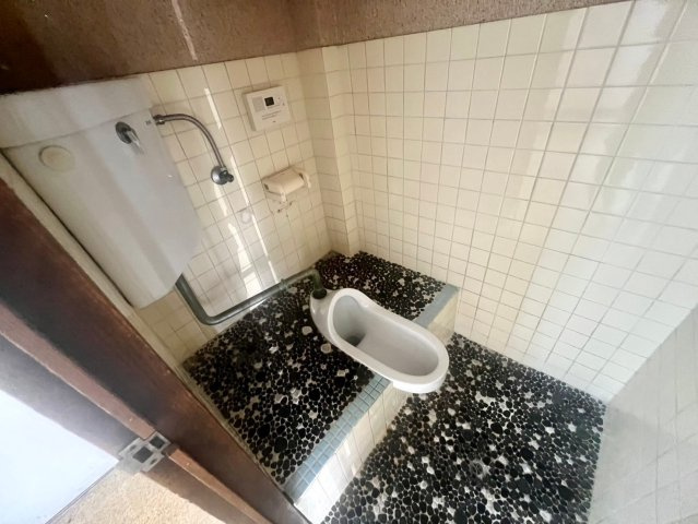 今池ビル南棟　1-2階のトイレ