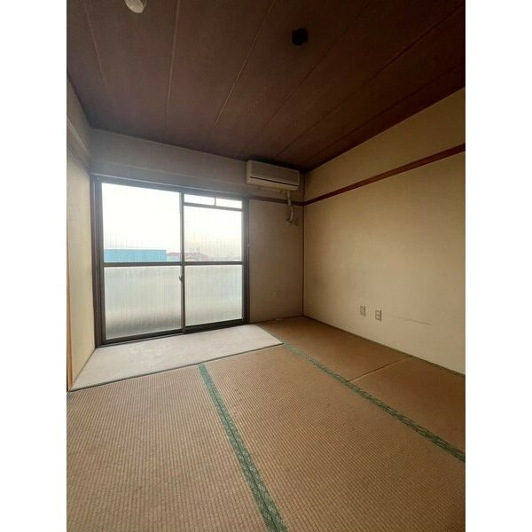 濱口ビルの和室