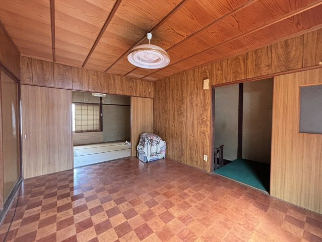 岸和田市本町　中古戸建の洋室