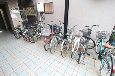 【その他共用部分】 | メゾン・ド・カー・ベー・セ | 自転車置き場