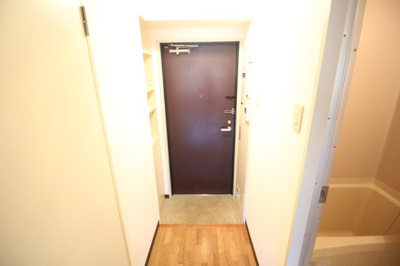 【玄関】 | メゾン・ド・カー・ベー・セ