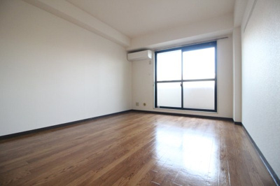 【寝室】 | メゾン・ド・カー・ベー・セ