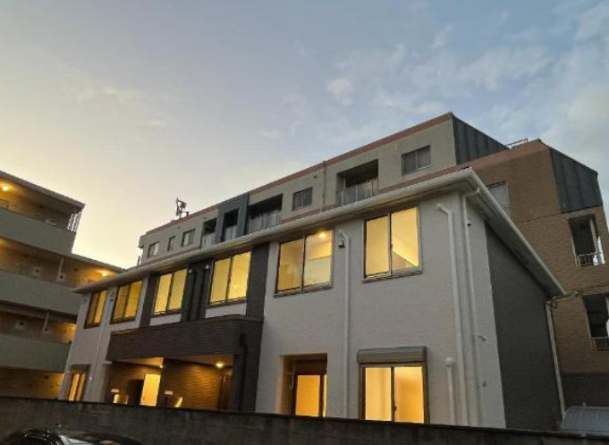 ロイヤルパレス魚崎の外観