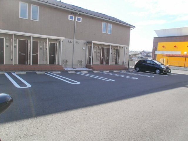 ピュアオールⅡの駐車場|敷地内駐車場あります。