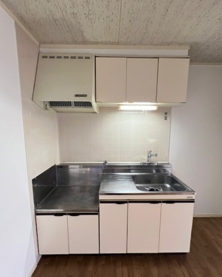 メゾン楠のキッチン|お料理しやすいキッチンです