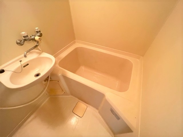 メゾン楠の浴室|日々の暮らしに欠かせないお風呂です